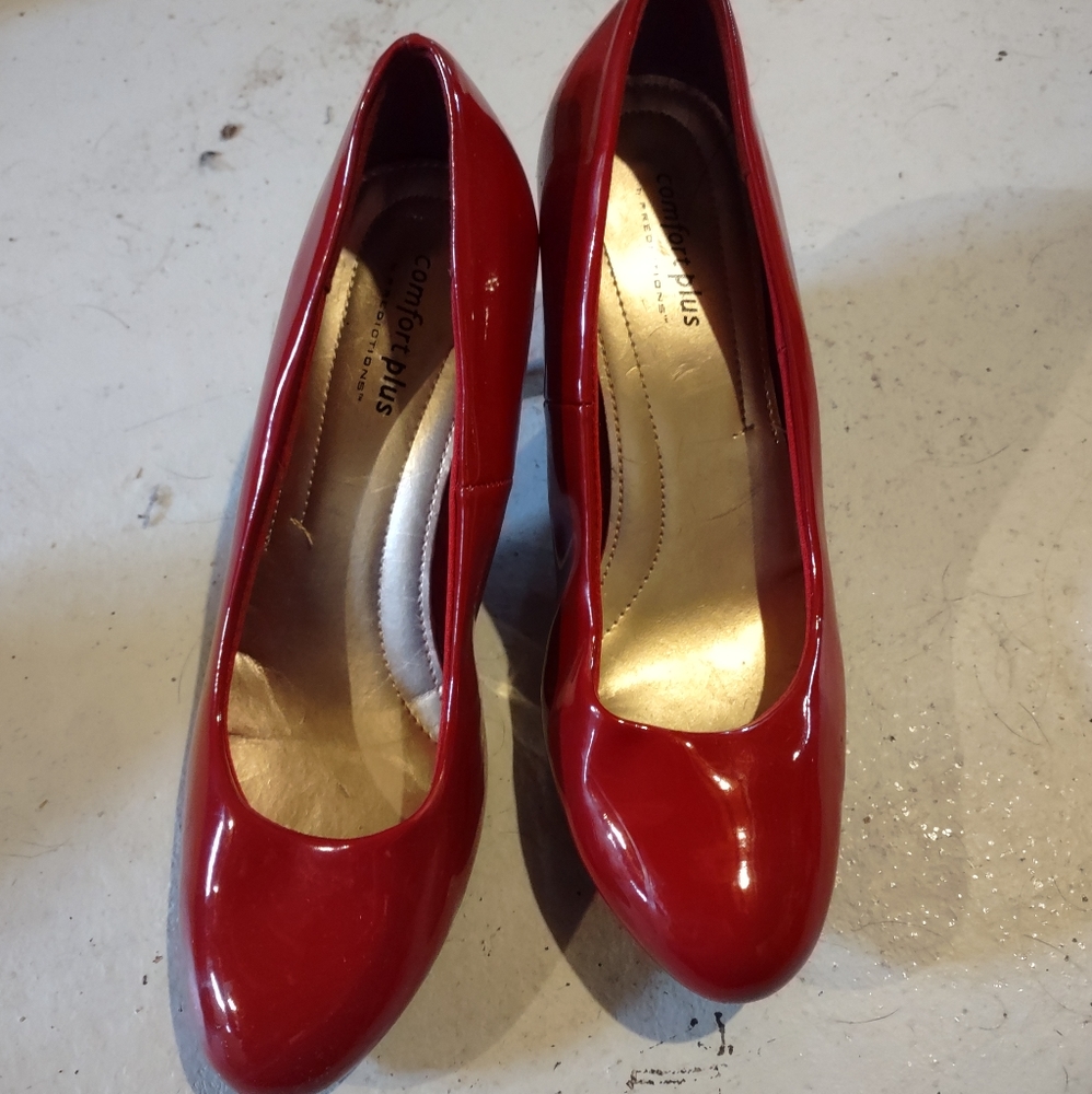 Comfort plus red heels